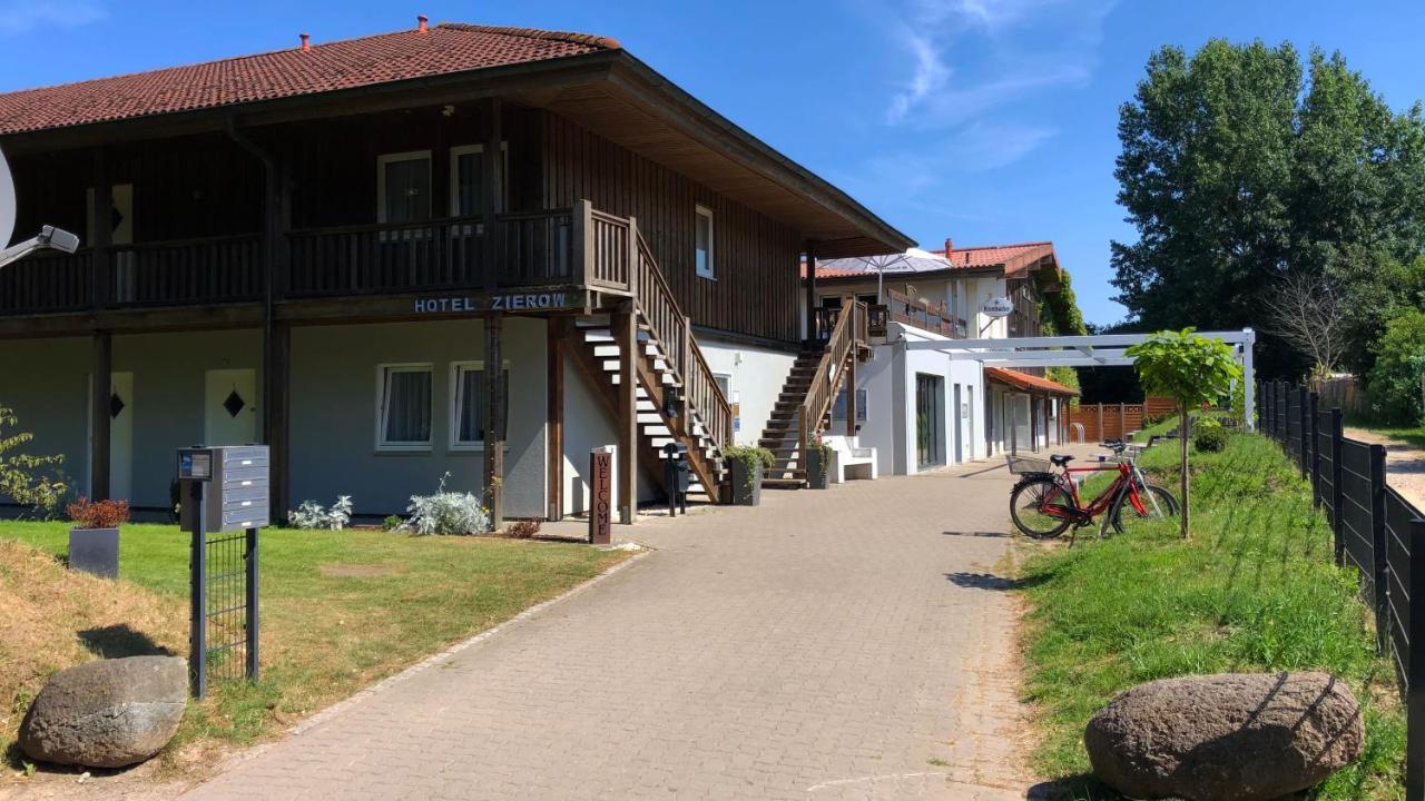 Hotel Zierow - Urlaub An Der Ostsee Kültér fotó