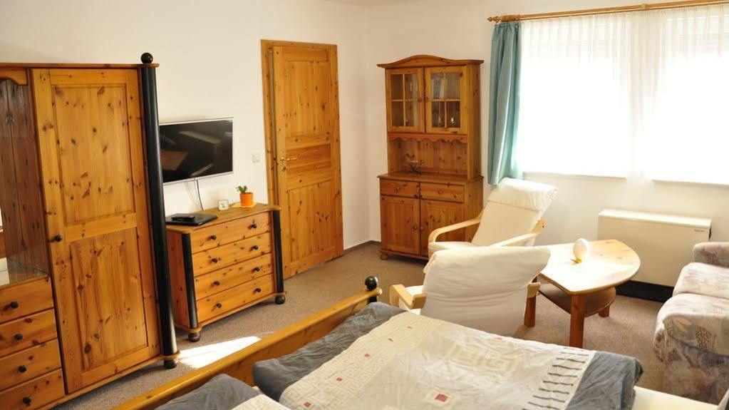 Hotel Zierow - Urlaub An Der Ostsee Kültér fotó